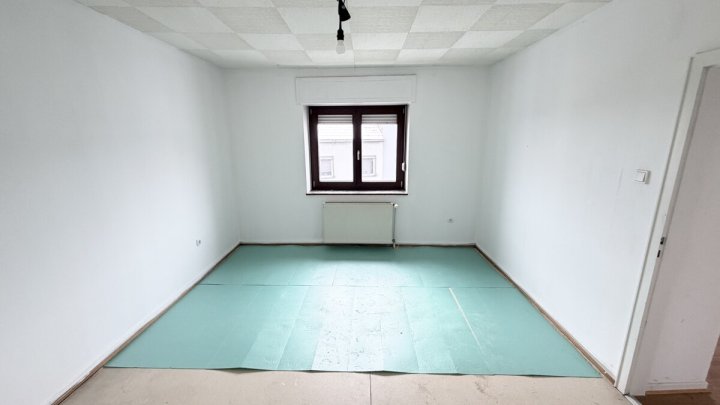 Großzügiges Einfamilienhaus mit Garten in Wallerfangen-St. Barbara