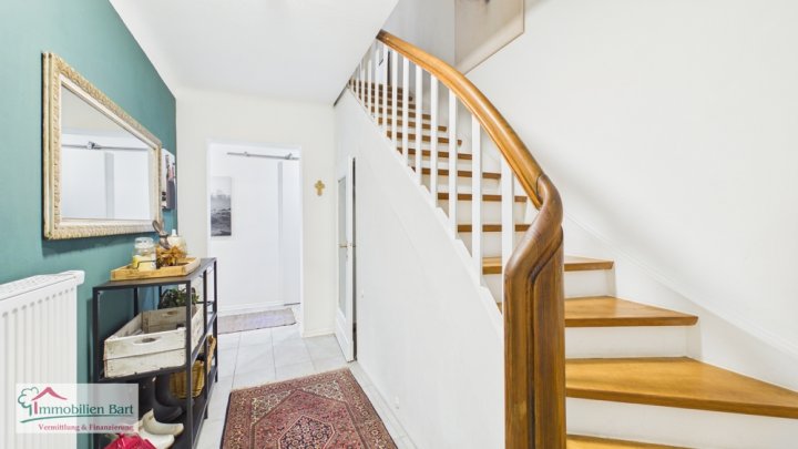 MERZIG: CHARMANTES WOHNHAUS IN WALDRANDLAGE / GARAGE/ TERRASSE / WALDZUGANG