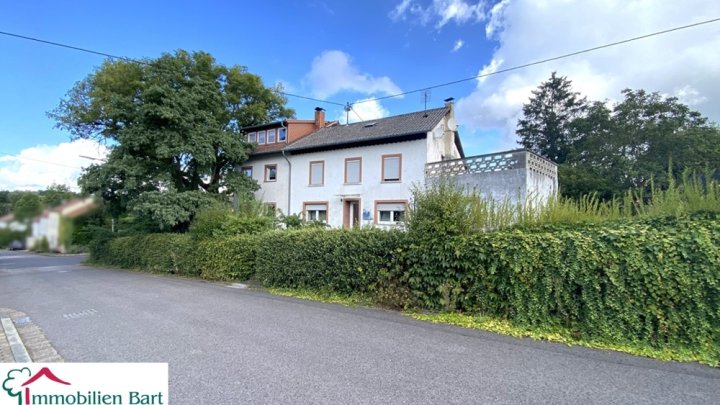 GRENZE LUXEMBURG: 14 AR GRUNDSTÜCK MIT ALTBESTAND IN TOP WOHNLAGGE!