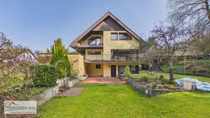 NATUR PUR!

EXKLUSIVES ANWESEN IN GRENZNÄHE VON LUXEMBOURG!