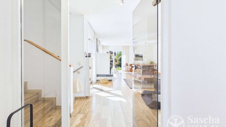 Gepflegter Bungalow mit Grundofen, sonniger Terrasse, Garten und Garage in Dudweiler-Süd