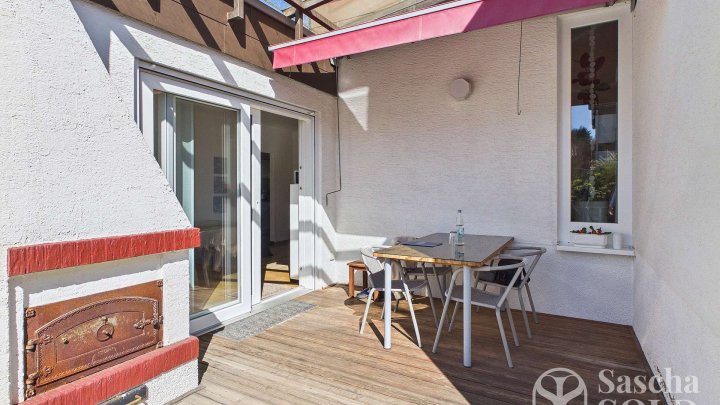 Gepflegter Bungalow mit Grundofen, sonniger Terrasse, Garten und Garage in Dudweiler-Süd