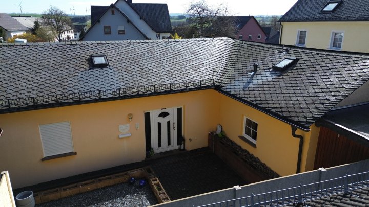 Historisches Einfamilienhaus mit modernem Komfort und viel Freizeitfläche