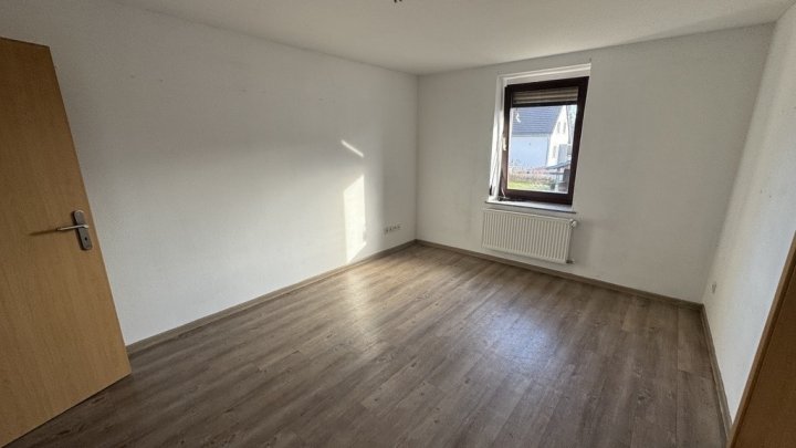 Charmantes und modernisiertes Einfamilienhaus mit großer Scheune