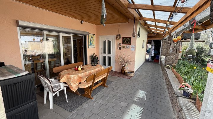 Ein Zuhause zum Wohlfühlen – Stilvoller Bungalow in Völklingen-Lauterbach