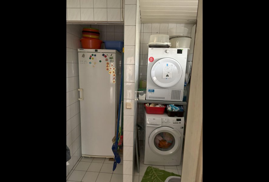 Wasch- und Vorratsraum