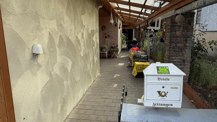 Renovierter Bungalow in Völklingen Lauterbach - Stein auf Stein gebaut