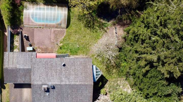 Großzügiges Anwesen in Sackgassenlage – Pool, Sauna, Wintergarten, Balkon & Doppelgarage