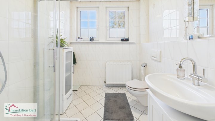 SAARBURG: 86 M² WOHNUNG, 2 SZ, GÄSTE-WC IN GUTER LAGE!