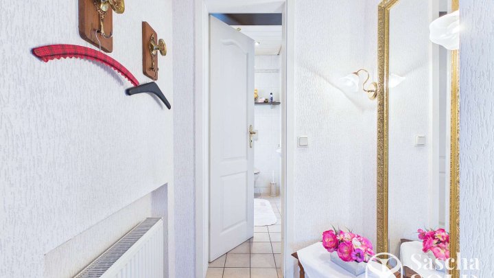 Freistehendes Einfamilienhaus in ruhiger Sackgassenlage auf weitläufigem Grundstück in St. Ingbert