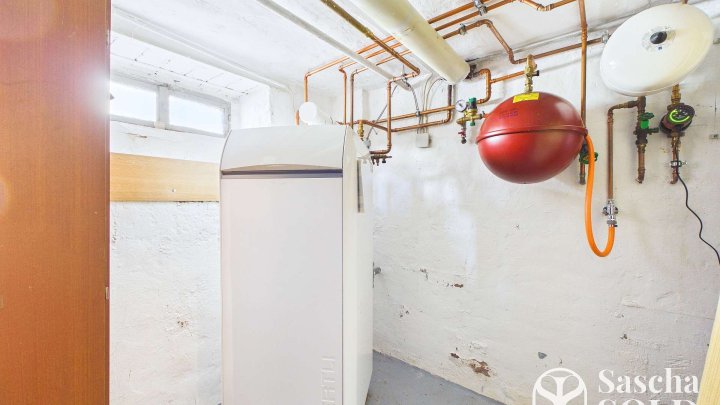 Freistehendes Einfamilienhaus in ruhiger Sackgassenlage auf weitläufigem Grundstück in St. Ingbert