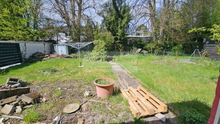 Freistehendes 1–2 Familienhaus mit Potenzial für Handwerker in ruhiger Wohnlage von St. Ingbert