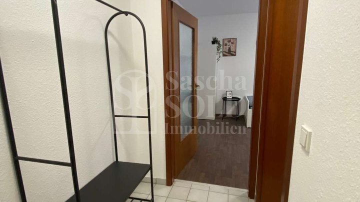 Renovierte 1-Zimmer-Wohnung in gepflegtem Mehrfamilienhaus in zentraler Lage von Saarbrücken-Scheidt