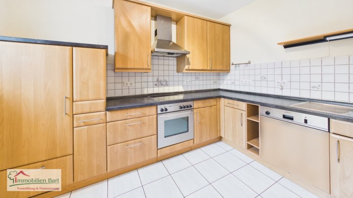 PERL:

ALTERSGERECHTE ERDGESCHOSSWOHNUNG MIT TERRASSE IN DER SENIORENGALERIE MOSELPARK!