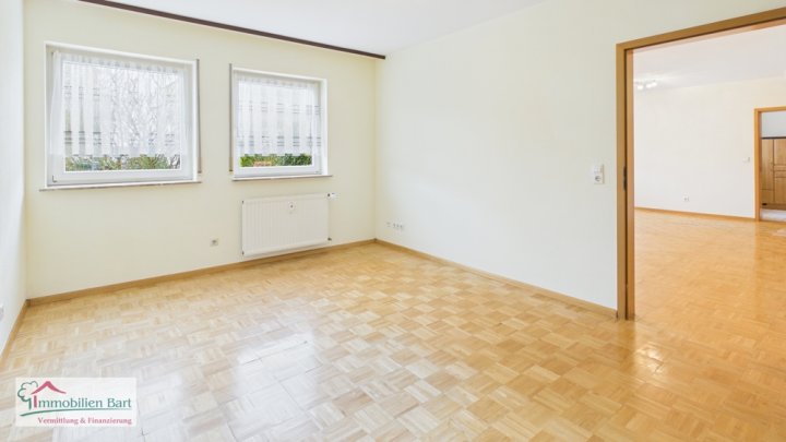 PERL:

ALTERSGERECHTE ERDGESCHOSSWOHNUNG MIT TERRASSE IN DER SENIORENGALERIE MOSELPARK!