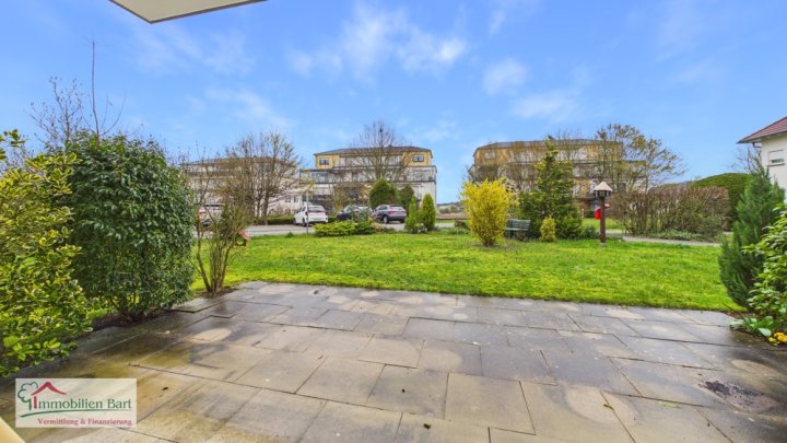 PERL:

ALTERSGERECHTE ERDGESCHOSSWOHNUNG MIT TERRASSE IN DER SENIORENGALERIE MOSELPARK!