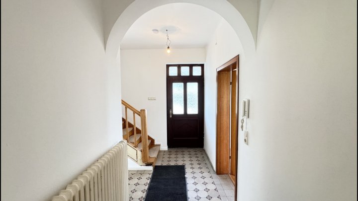 Wohnen mit Weitblick  - Kernsanierte Altbauvilla mit Charme in Merzig - Hilbringen