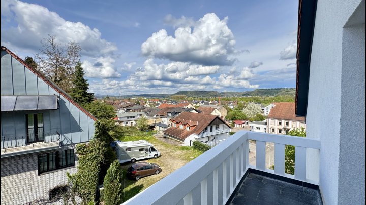 Wohnen mit Weitblick  - Kernsanierte Altbauvilla mit Charme in Merzig - Hilbringen