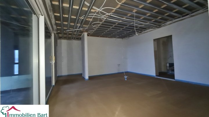 GESTALTEN SIE IHR ZUHAUSE NACH IHREN WÜNSCHEN! ATTRAKTIVE 126 M² DACHGESCHOSSWOHNUNG!