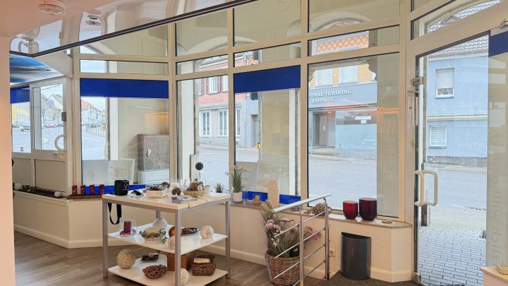 Moderne Gewerbefläche mit Galerie, Wintergarten & Top-Ausstattung im Zentrum von St. Ingbert
