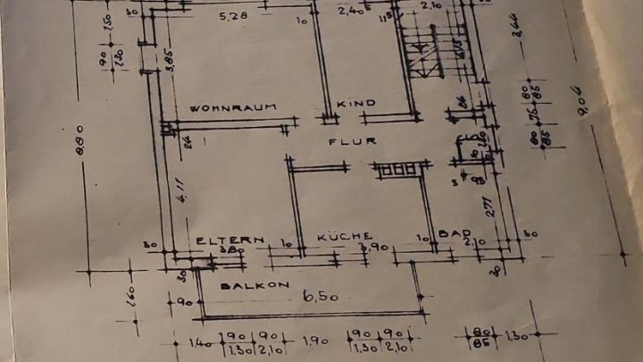 Freiistehendes gepflegtes 2-3 FH mit Wintergarten, Garage, sofort verfügbar