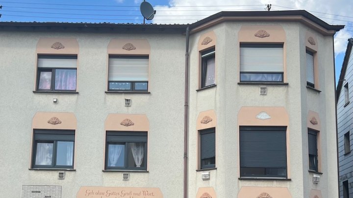 Kapitalanleger aufgepasst!!! 6-Familienhaus mit großem Garten in Wadgassen-Hostenbach zu verkaufen