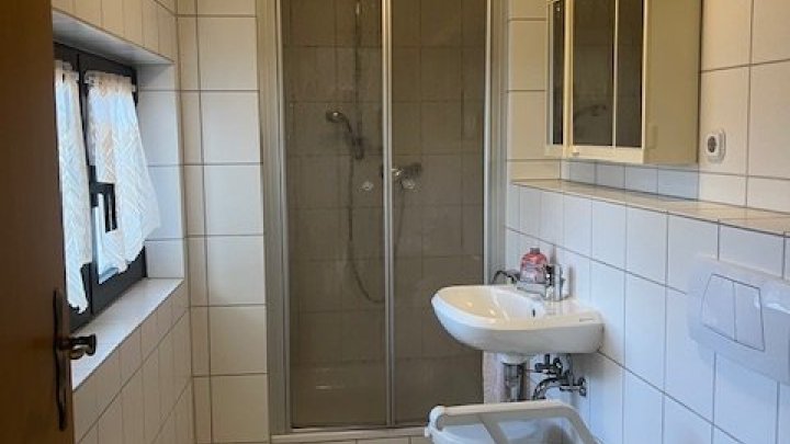 Großzügiges  1-2 Familienhaus in Wallerfangen-Ittersdorf zu verkaufen