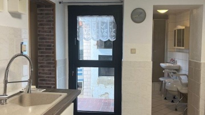 Großzügiges  1-2 Familienhaus in Wallerfangen-Ittersdorf zu verkaufen