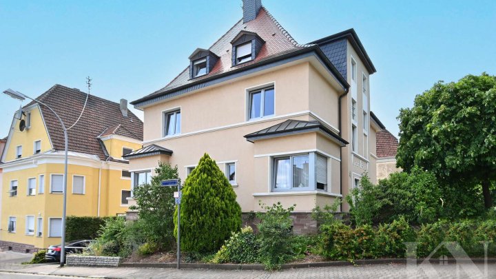 Stadtvilla mit Altbaucharme in Brebach