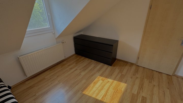 Als Kapitalanlage oder Eigenbedarf kleines Reihenhaus zentral gelegen mit Terrasse ohne Wiesenfläche