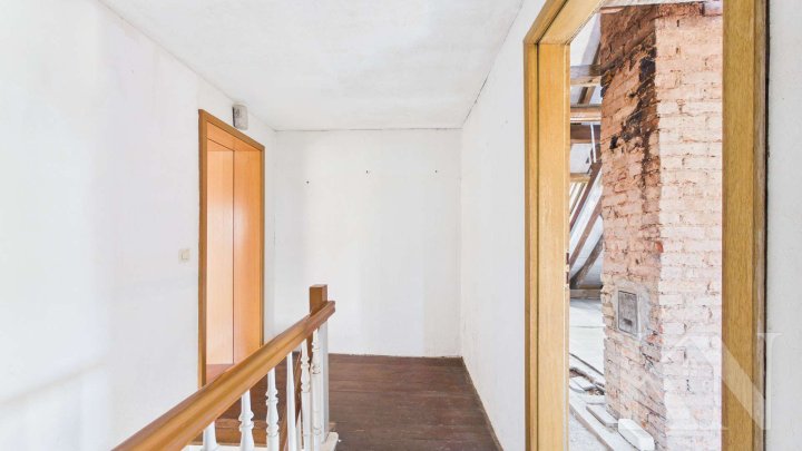 Altbaujuwel mit Potenzial – verwirklichen Sie hier Ihre Wohnideen