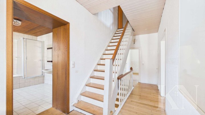 Altbaujuwel mit Potenzial – verwirklichen Sie hier Ihre Wohnideen