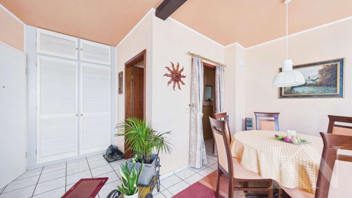 Gepflegte 2-3 Zimmer-Küche-Bad-Wohnung in ruhiger Lage