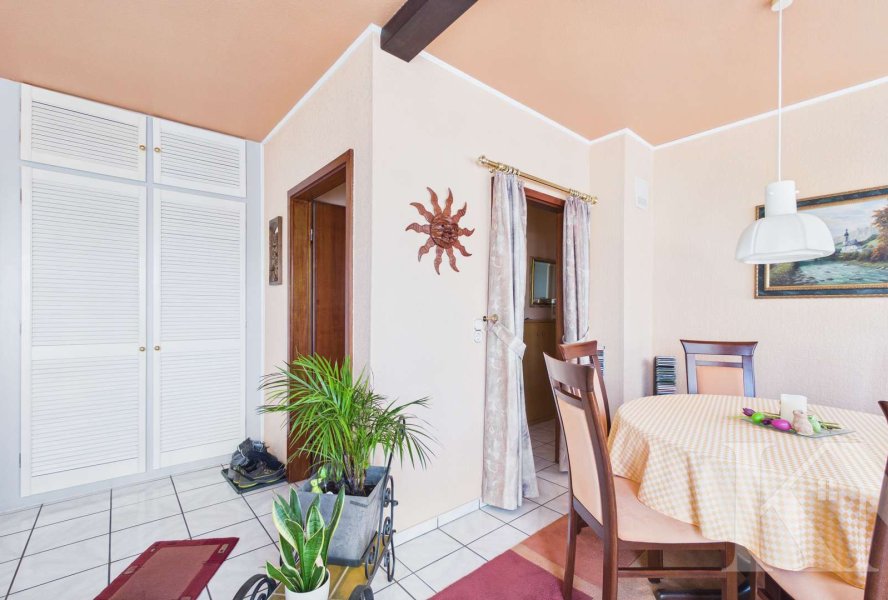 Essbereich & Eingangsdiele