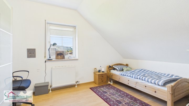 OBEN IST ES AM SCHÖNSTEN! GEPFLEGTE 86 M² WOHNUNG MIT 2 SZ!