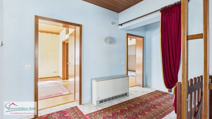 ORSCHOLZ: ZWEIFAMILIENHAUS IN TOP WOHNLAGE!