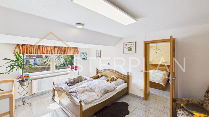 Vielseitig nutzbares Reihenendhaus mit großzügigem Platzangebot