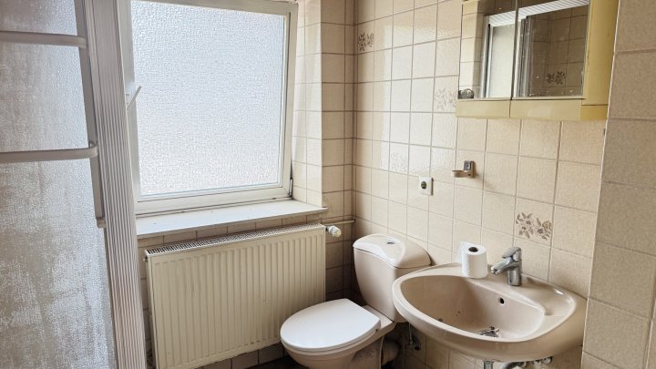 Renovierungsbedürftiges Reihenendhaus mit Potential in zentraler Lage von Dillingen-Diefflen