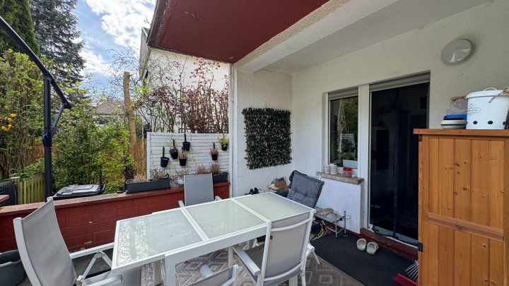 BESTE LAGE - Vollvermietetes 3-Familienhaus mit 2 Garagen und Garten in Zweibrücken (Stadt)