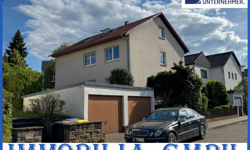 BESTE LAGE - Vollvermietetes 3-Familienhaus mit 2 Garagen und Garten in Zweibrücken (Stadt)