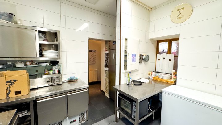 NEUER PÄCHTER GESUCHT - Café/Bistro & Eisdiele in der Fußgängerzone von Zweibrücken