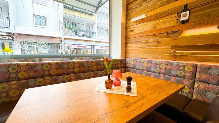 NEUER PÄCHTER GESUCHT - Café/Bistro & Eisdiele in der Fußgängerzone von Zweibrücken