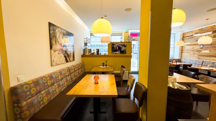 NEUER PÄCHTER GESUCHT - Café/Bistro & Eisdiele in der Fußgängerzone von Zweibrücken