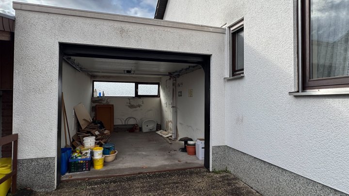 FERNBLICK - Freist. Einfamilienhaus mit ELW und Garage in Zweibrücken-Niederauerbach