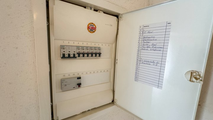 DIREKT BEZUGSBEREIT - Freist. Zweifamilienhaus mit Garage/Garten in Zweibrücken-Niederauerbach