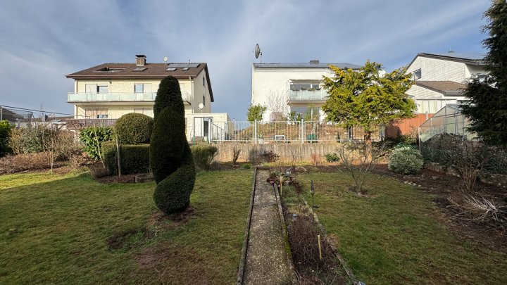 GESUCHTE LAGE - Freistehendes Zweifamilienhaus mit Garage/Garten in Zweibrücken-Niederauerbach