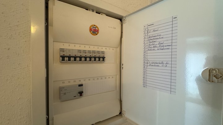 GESUCHTE LAGE - Freistehendes Zweifamilienhaus mit Garage/Garten in Zweibrücken-Niederauerbach