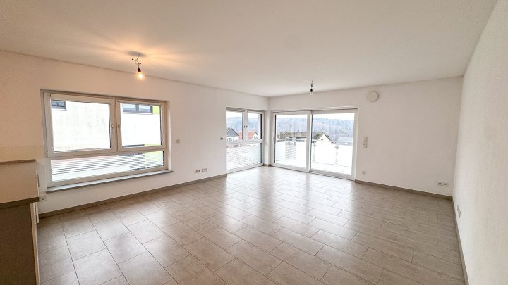 IM NEUBAUGEBIET - Freist. 2-Fam. Haus mit 2 Garagen in bester Lage von 66497 Contwig