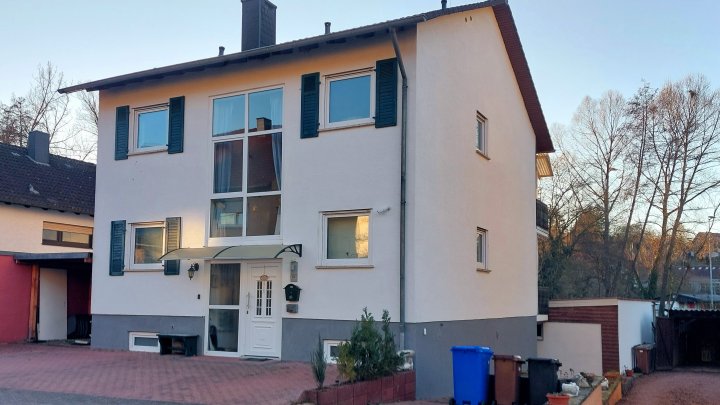 KLOSTERSTADT HORNBACH- Einfamilienhaus mit zusätzlich 2 Ferienwohnungen, Grundstück und Carport