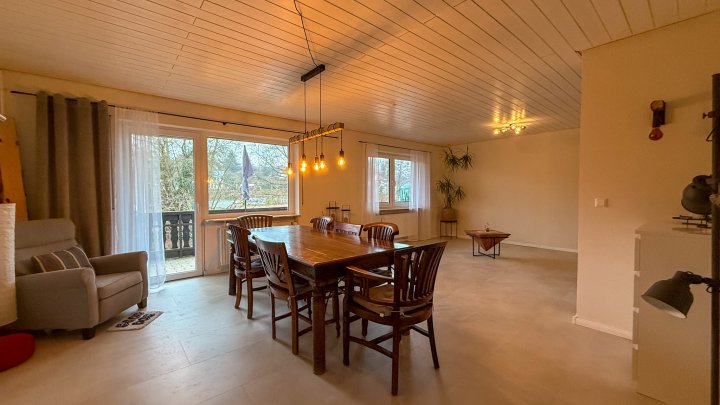 KLOSTERSTADT HORNBACH- Einfamilienhaus mit zusätzlich 2 Ferienwohnungen, Grundstück und Carport